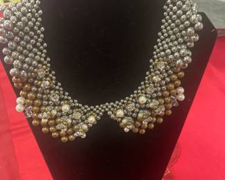 costume beaded collar necklace