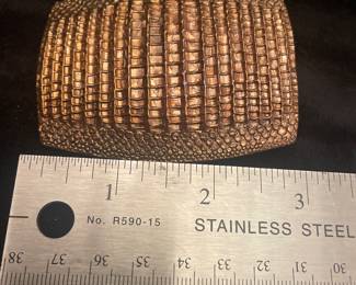 RARE RETIRED BRONZE JAMES AVERY BELT BUCKLE AMAZING CONDITION