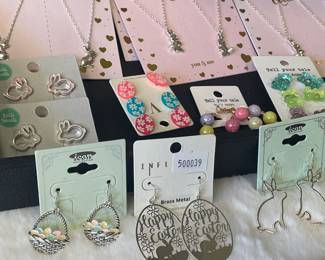 EASTER SWAG IN COSTUME JEWELRY