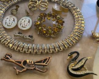 coro goldtone choker - lots of fun costume