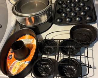 Pans