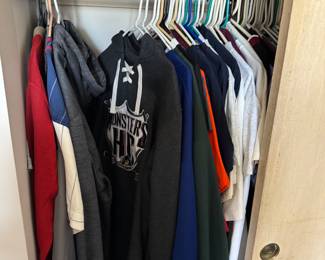 Sports clothing