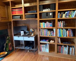 Books, Bose Sound Touch Speaker, Bose Sound Link Speaker