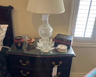 Pair of Heritage nightstands and pair of Waterford lamps