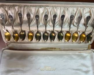AA Webster teaspoon set