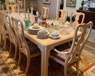 Drexel Heritage dining table and chairs