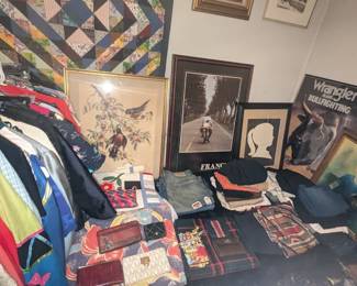 Vintage clothing, nwt Levi's wallet's 
