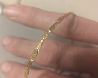 18k 6.2 grams Mughal bracelet late 1800s