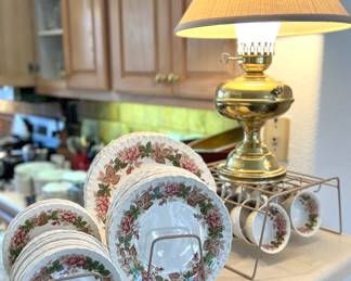 Wedgwood China, Wildbriar pattern