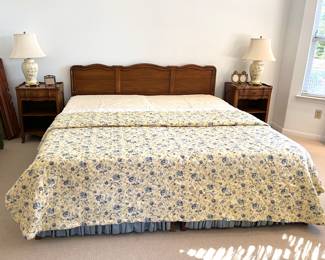 John Widdicomb Split King Bed
