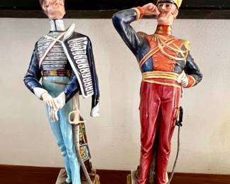 PAIR Capodimonte Naples soldier military figure Bruno Merli