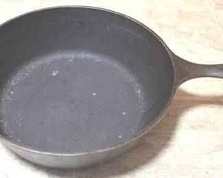 198 - Cast Iron Frying Pan - 11"