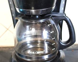 191 - Mr. Coffee Coffee Maker - 13" x 8" x 9" You are buying a used as-is electric/electronic item. We do not guarantee all components are present, and if it is not expressly stated, it is untested.