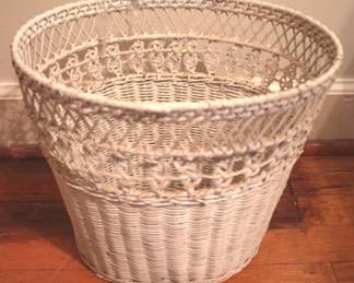 170 - Wicker Waste Basket - 10.5" x 11" x 9.5"