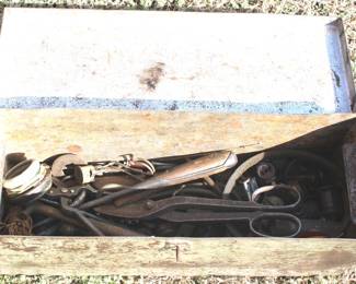 121 - Metal Toolbox w/ Contents - 22" x 8" x 9"