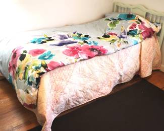 140 - Painted Twin Size Bed w/ Bedding - 39" x 78" x 42"