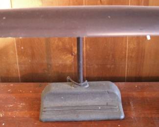 38 - Metal Desk Lamp - 19" x 20" You are buying a used as-is electric/electronic item. We do not guarantee all components are present, and if it is not expressly stated, it is untested.