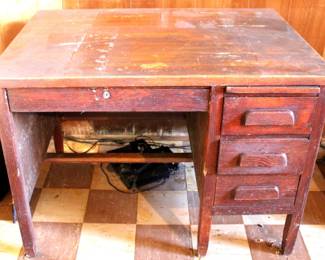 47 - Wood Desk - 30" x 42" x 30"
