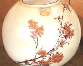 23 - Glass Vase - 8" Tall