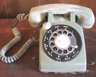 39 - Rotary Phone - 8" x 9" x 5" You are buying a used as-is electric/electronic item. We do not guarantee all components are present, and if it is not expressly stated, it is untested.