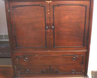 142 - Wardrobe w/ fitted drawers - 55" x 38" x 21" some veneer missing