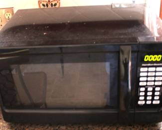 180 - Hamilton Beach Microwave - 15" x 22" x 12" You are buying a used as-is electric/electronic item. We do not guarantee all components are present, and if it is not expressly stated, it is untested.