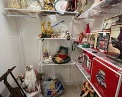 Vintage, Santas and wide variety of Christmas and Fall decor
