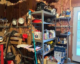 Tons of tools 