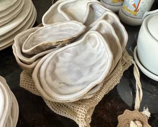 Oyster plates 