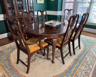 Mahogany dining room set 