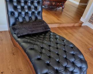 Louis Shanks Henredon leather chaise 