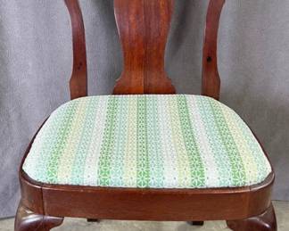 Walnut Queen Anne style side chair with platform pad feet