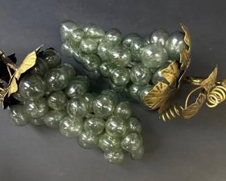 Pair of Italian glass grapes 