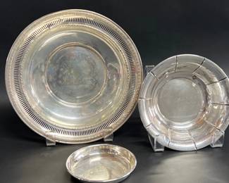 Assorted sterling silver dishes