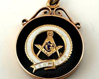 14kt Masonic pendant