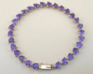14kt amethyst bracelet