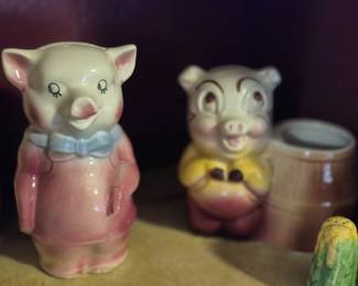 Vintage piggies