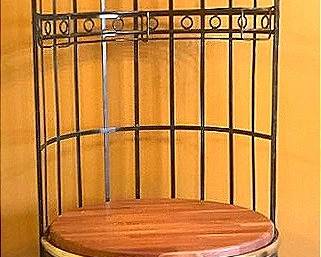004 Birdhouse Wine Rack