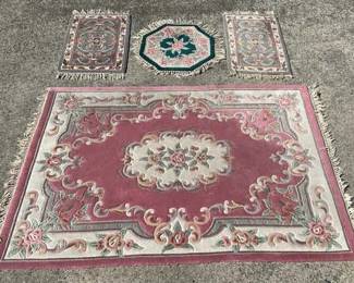 Floral Fringe Rugs
