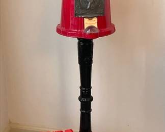 005 Gumball Machine