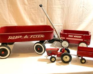 Radio Flyer Red Wagon