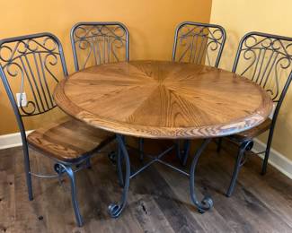 Metal Wood Round Table