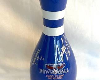 001 2008 Signed Atlanta Hawks Bowl N Ball