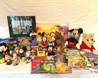 007 Disney Merchandise