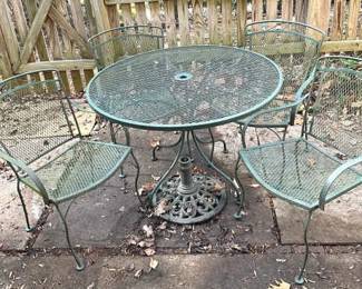 Green Metal Patio Set