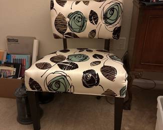 A82. $35. Single Side Chair. Measures 23" Wide x 21" Deep x 32" Tall.