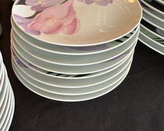 A110 - $125. Mikasa Vogue Set. Service for 8 of most pieces.