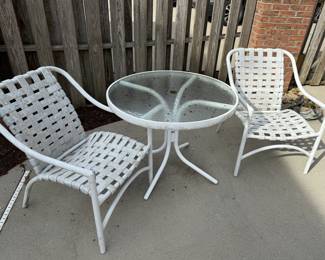 White metal chairs and table