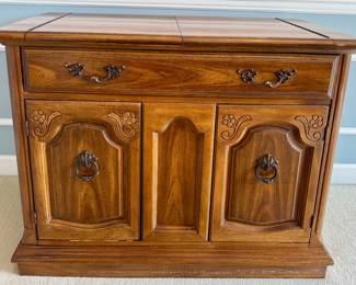 Bernhardt buffet with flip top bar