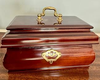 Vintage jewelry box